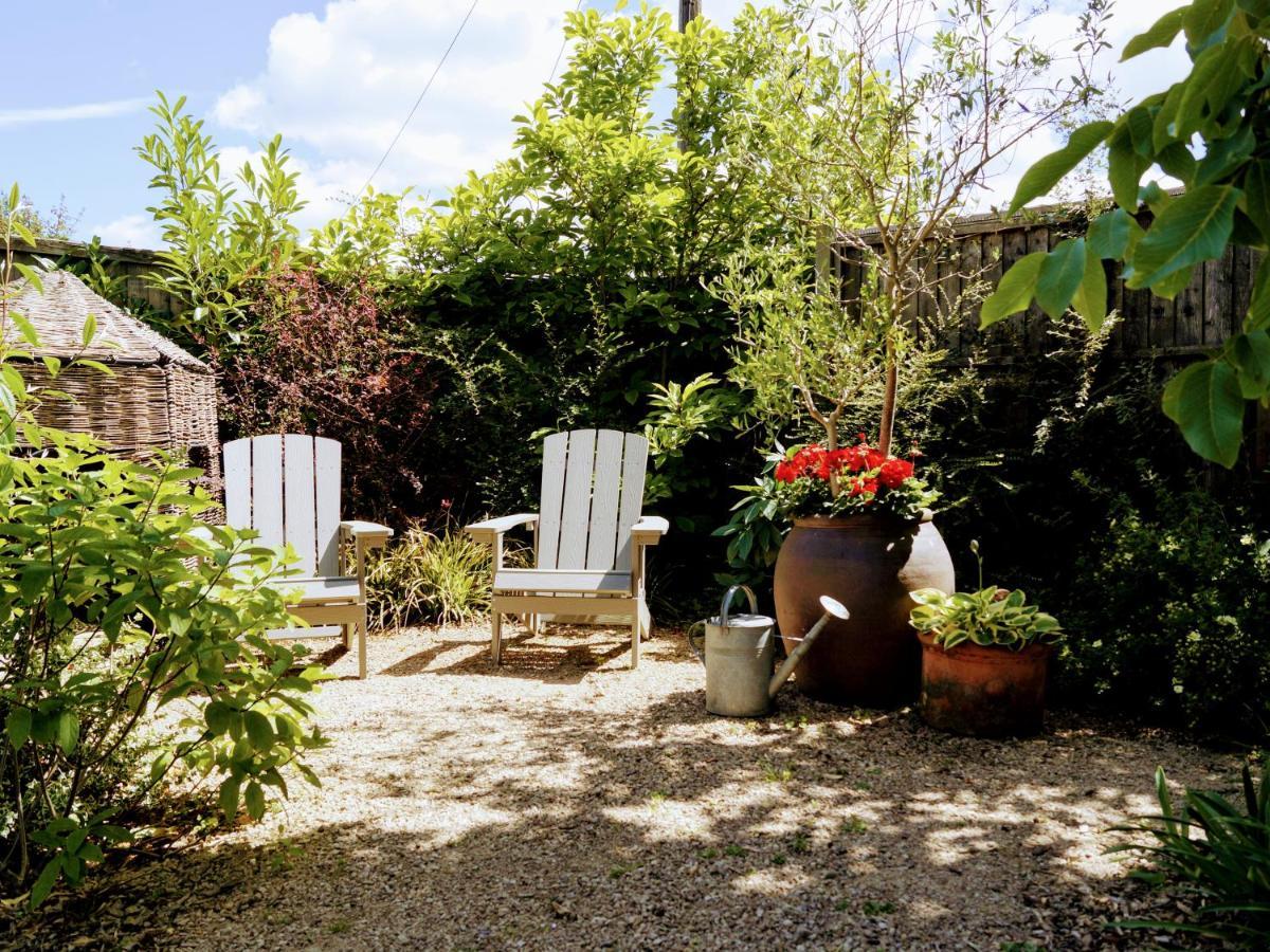 The Walnut, Meopham - A Private Retreat Rural Location Villa Exterior foto