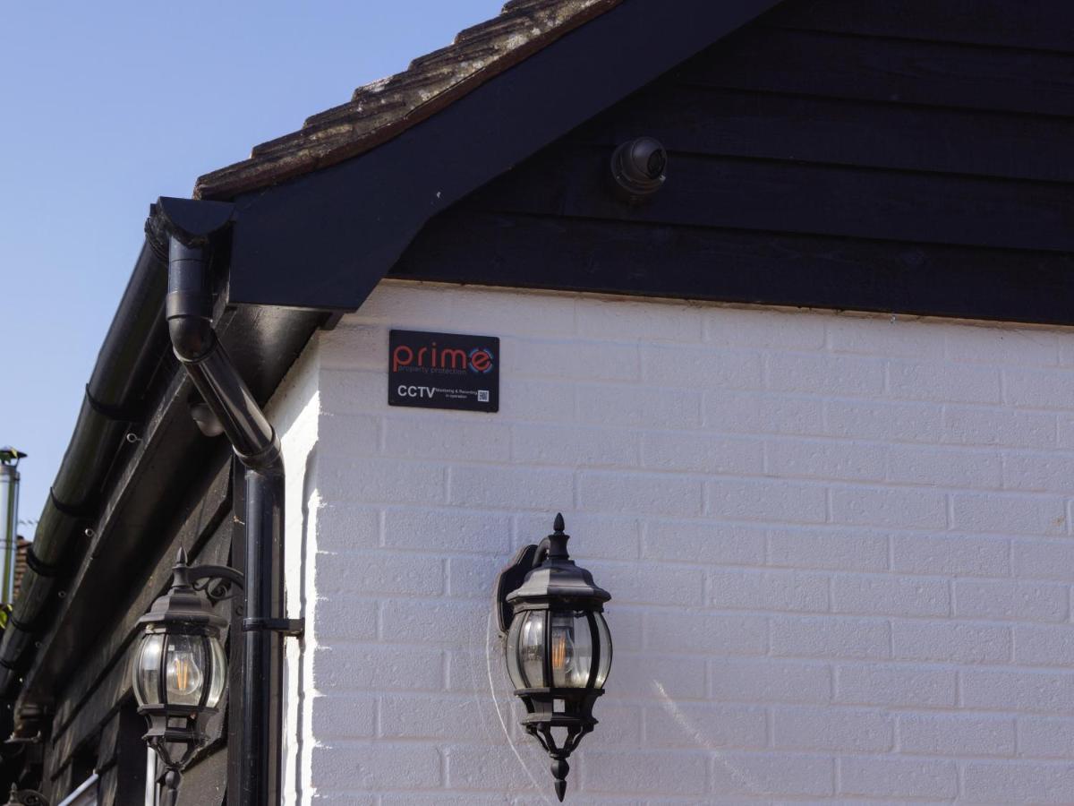 The Walnut, Meopham - A Private Retreat Rural Location Villa Exterior foto