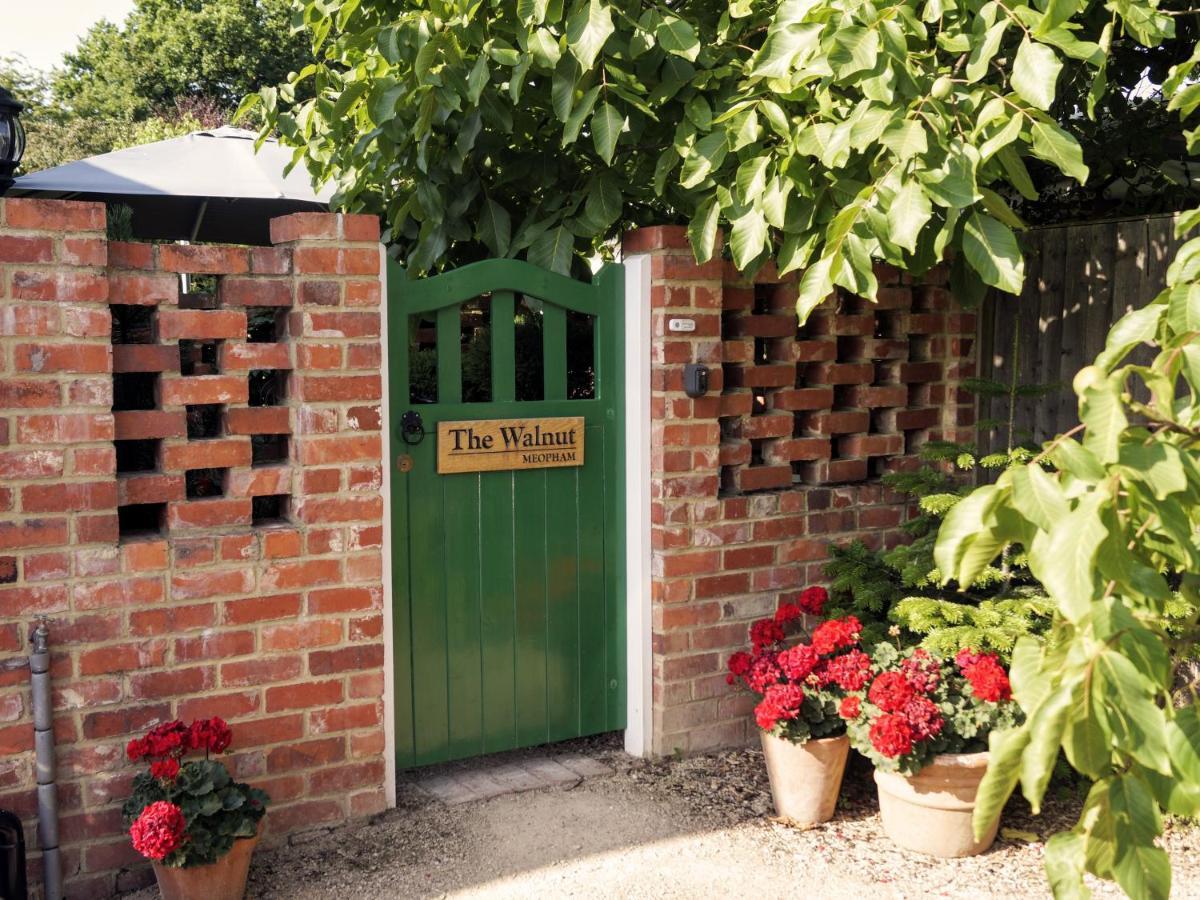The Walnut, Meopham - A Private Retreat Rural Location Villa Exterior foto